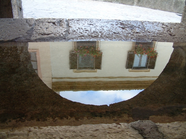 La luce gioca con l''acqua